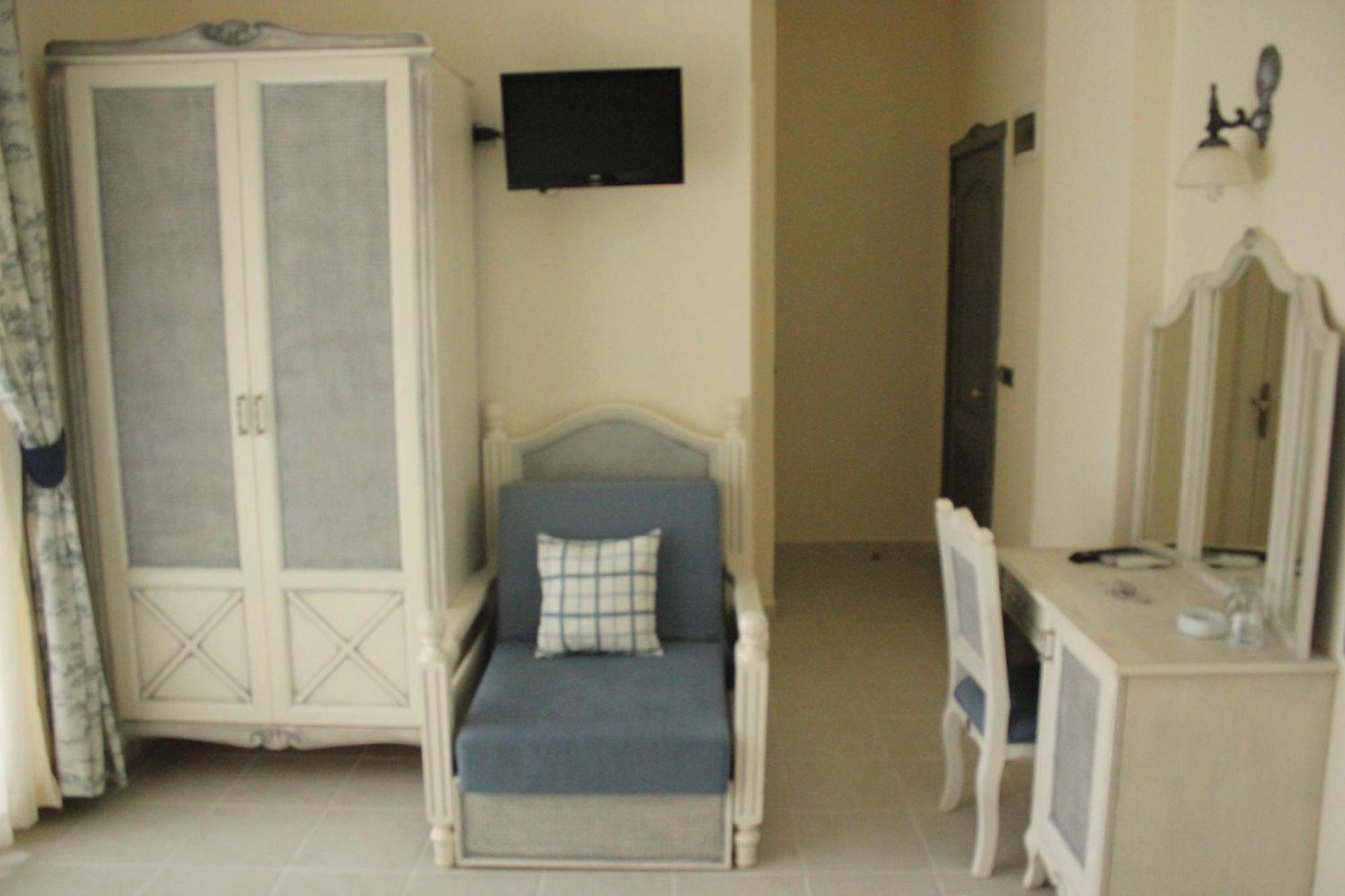 Çeşme Dolina Hotel מראה חיצוני תמונה