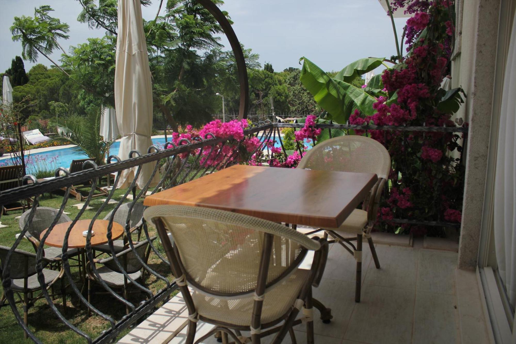 Çeşme Dolina Hotel מראה חיצוני תמונה